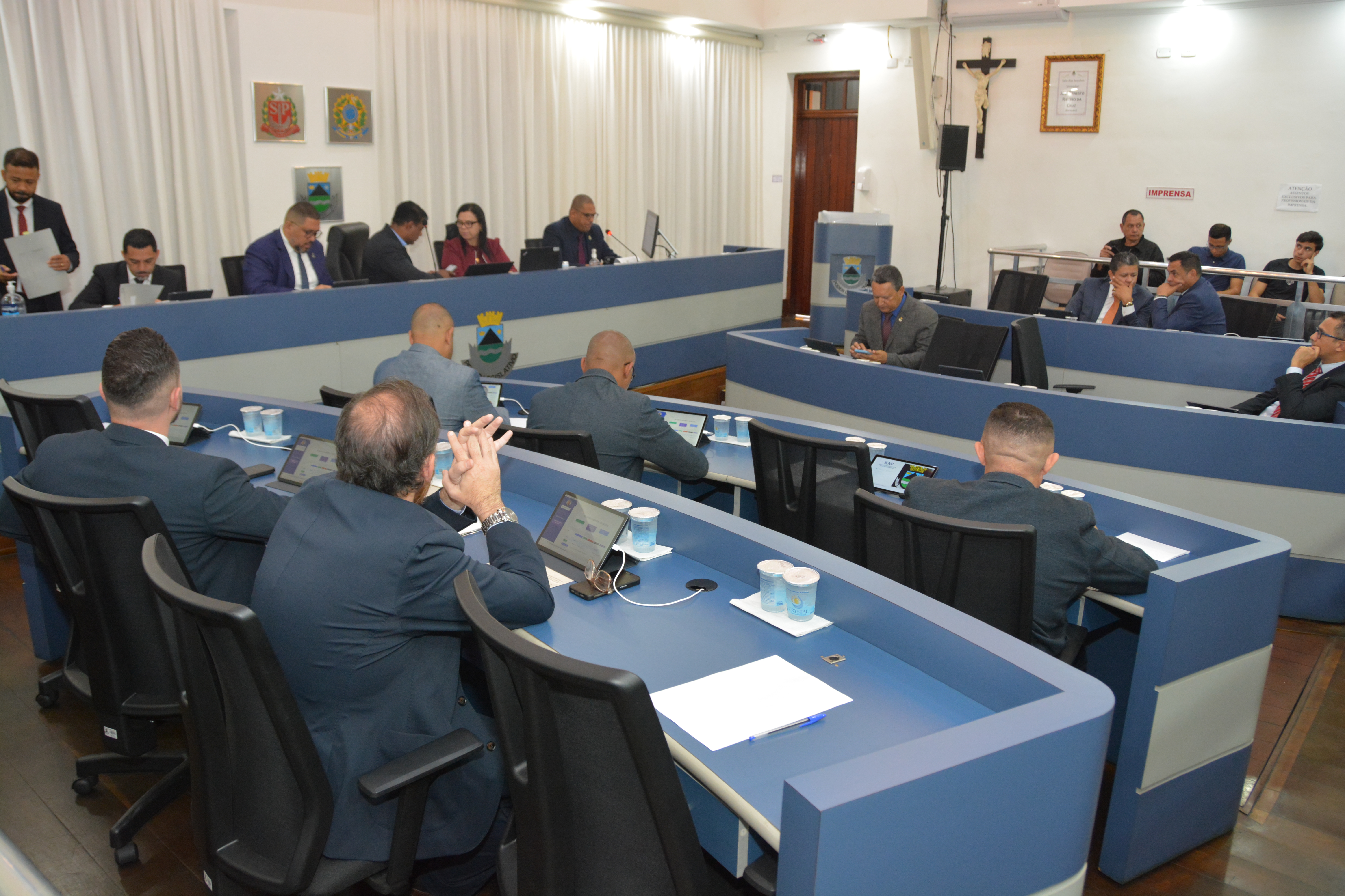 Vereadores de Cotia apresentam cinco projetos na 26ª Sessão Ordinária