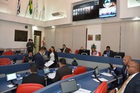 Parlamentares cobram melhoria nos serviços da Enel e Sabesp