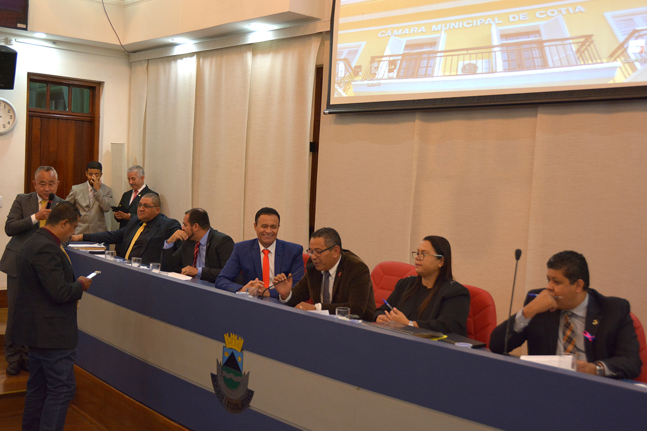 Legislativo de Cotia realiza Sessão Solene em homenagem aos 30 anos do Consabs