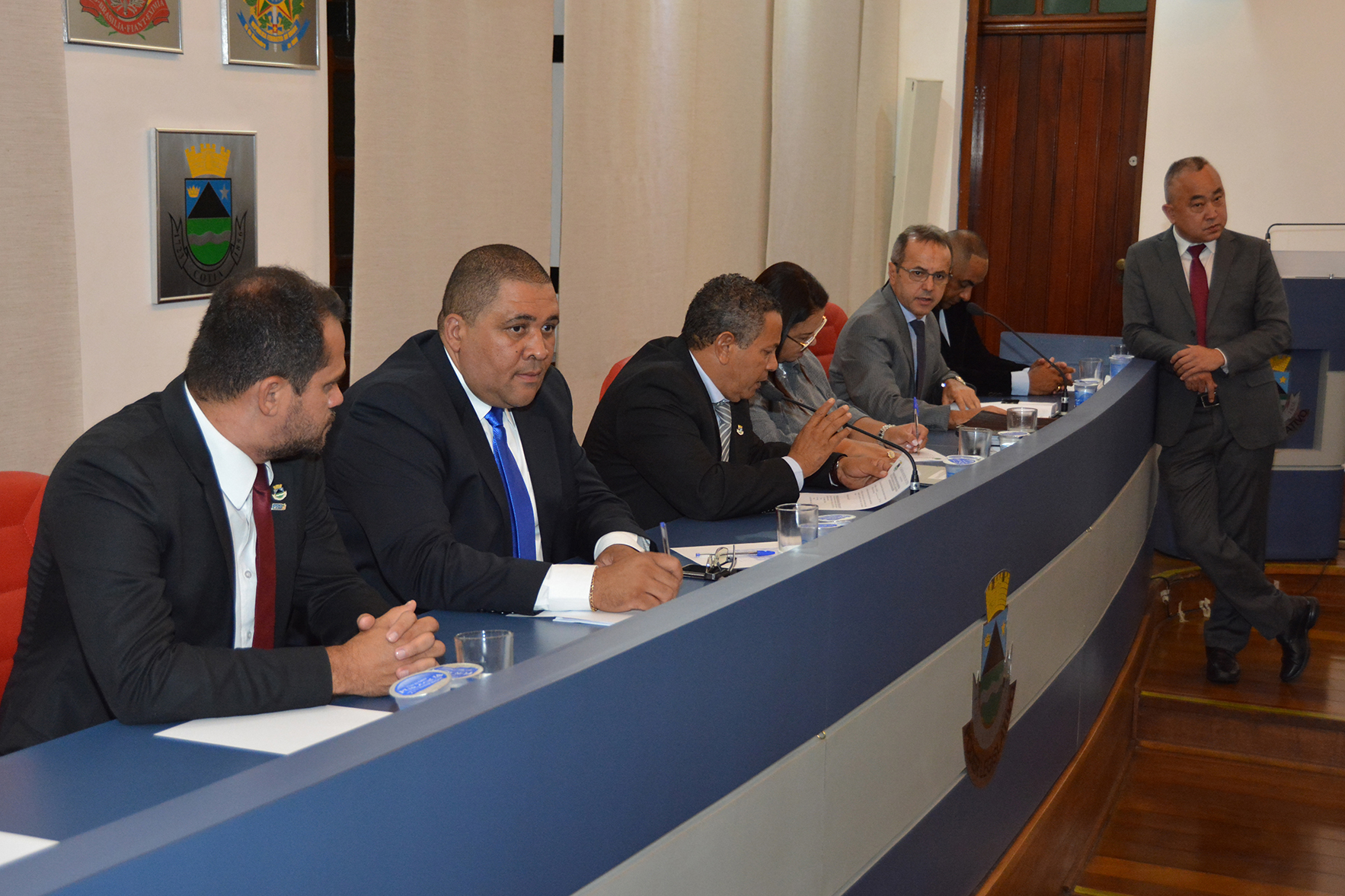 Vereadores aprovam Moção de Aplausos pelo Dia Internacional da Mulher